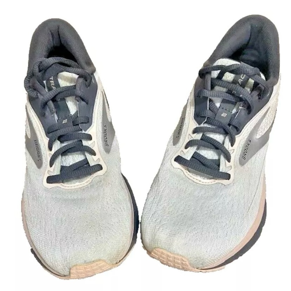Brooks Trace 2 Women’s Sneakers Size 7.5 Grey/Pink Running Walking Training